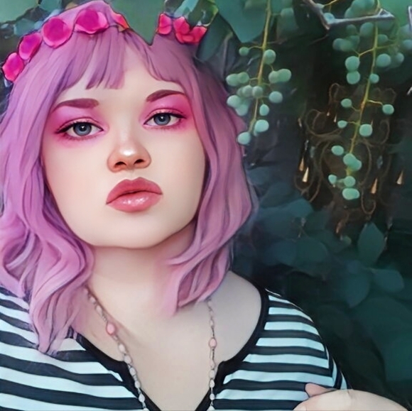 Meet your Posher, Shannon - Picture 1 of 1